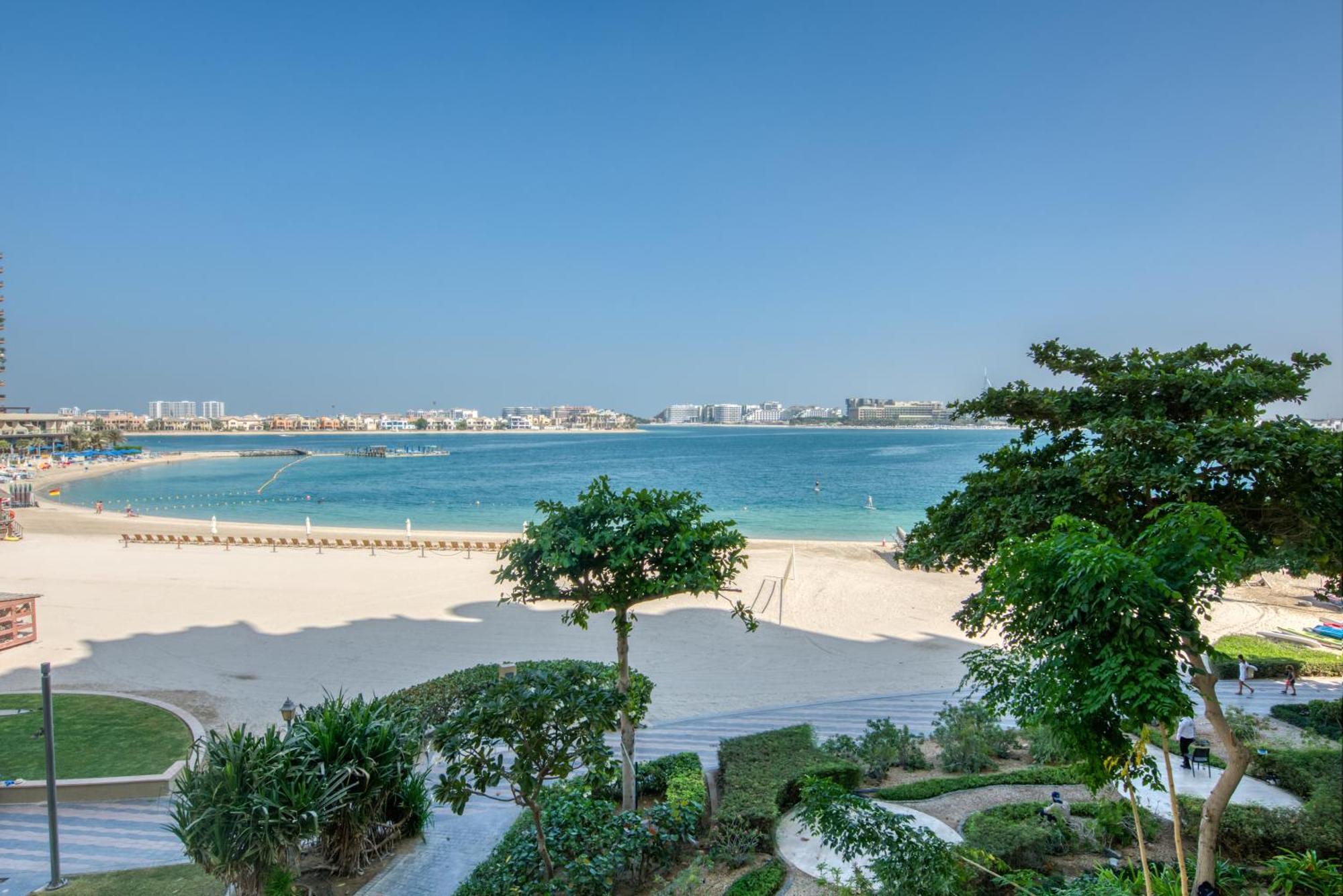 Welcoming 1 Bedroom Palm Jumeirah With Sea View * Dubai