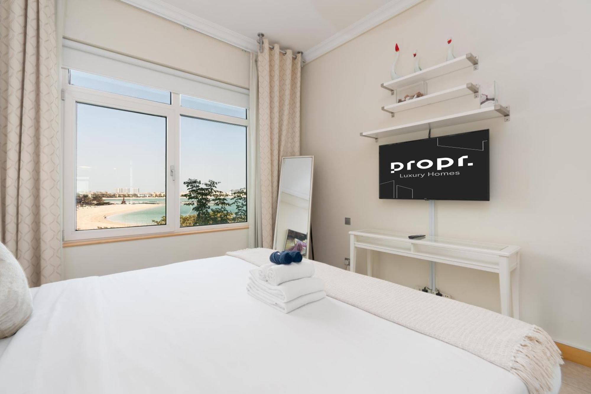 Apartment Welcoming 1 Bedroom Palm Jumeirah With Sea View